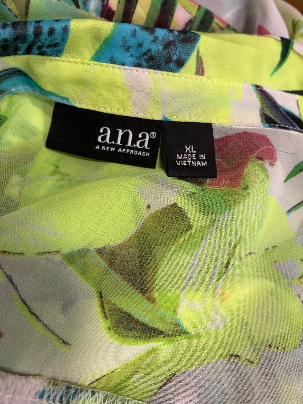 a.n.a Tropical Floral Button-Down Shirt in Neon Green, Blue, Pink - Picture 7 of 9